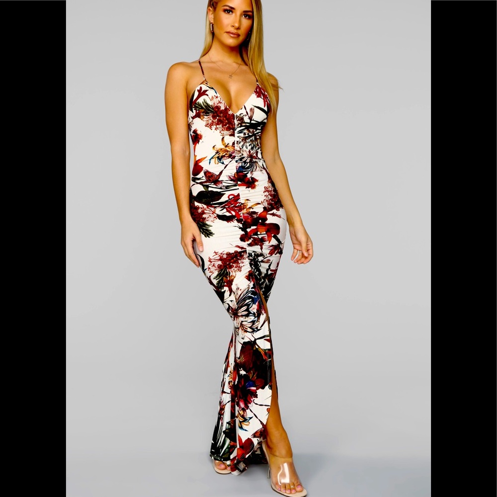 Fashion Nova maxi dress size medium